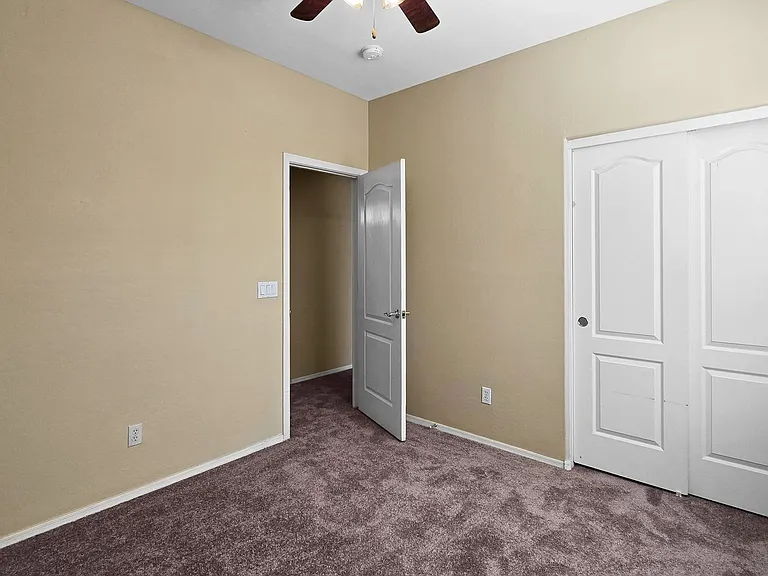 18651 W Sunrise Dr — Photo 26
