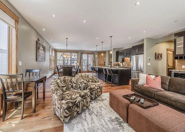 Unit Photo - 80 Cedar Dr #U1