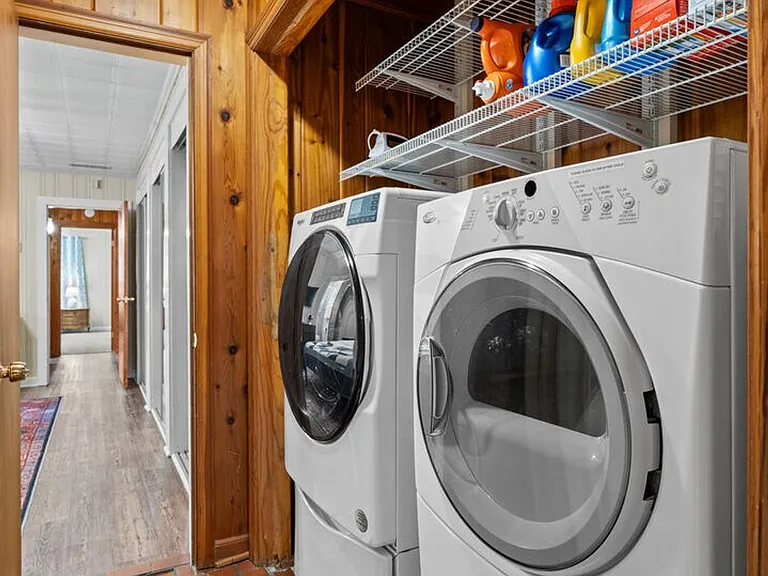 Laundry Room Cabinet