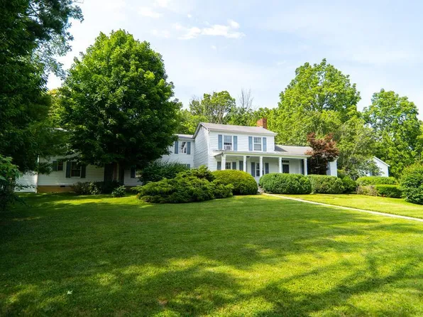 3435 Baptist Valley Rd, Cedar Bluff, VA 24609