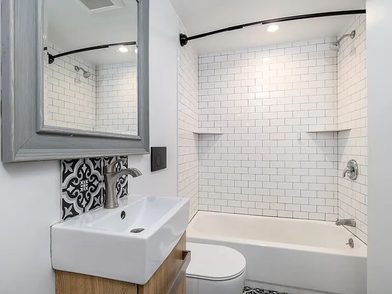 22 River Pl #B — Photo 5