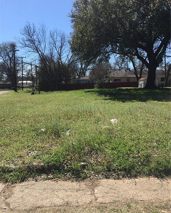 2nd image of 4111 Colonial Ave