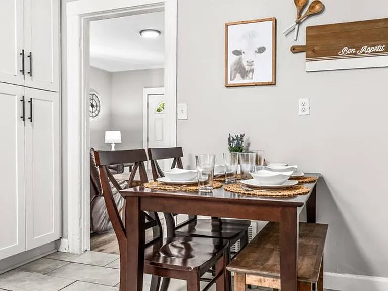 278 Euclid St #3BR — Photo 11