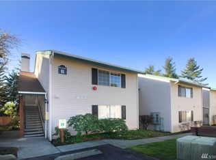4231 NE 5th St APT B201, Renton, WA 98059