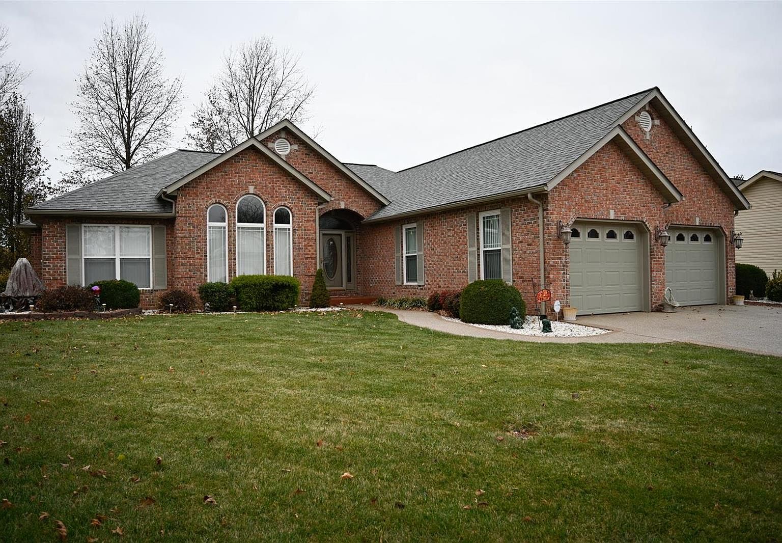 7701 Stonebridge Dr, Maryville, IL 62062 Zillow