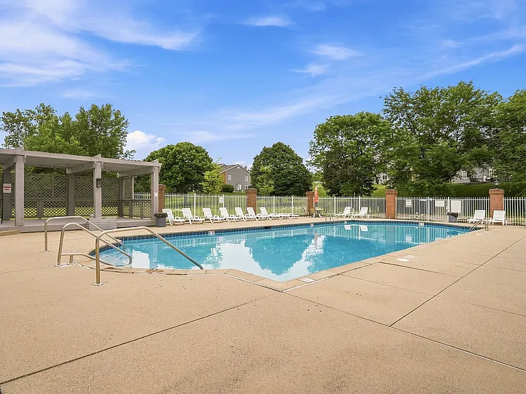 7680 Scioto Ct #206 — Photo 26