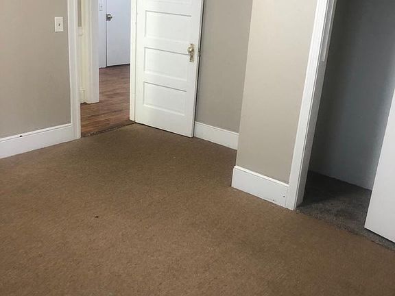 4th image of 38 Toronto Ave Floor 2