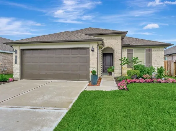 3013 Snowy Egret Dr, Texas City, TX 77590