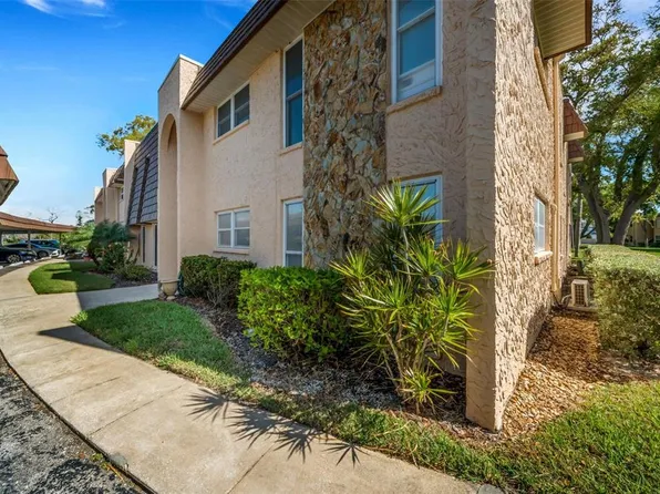 203 Aspen Cir #203, Seminole, FL 33777