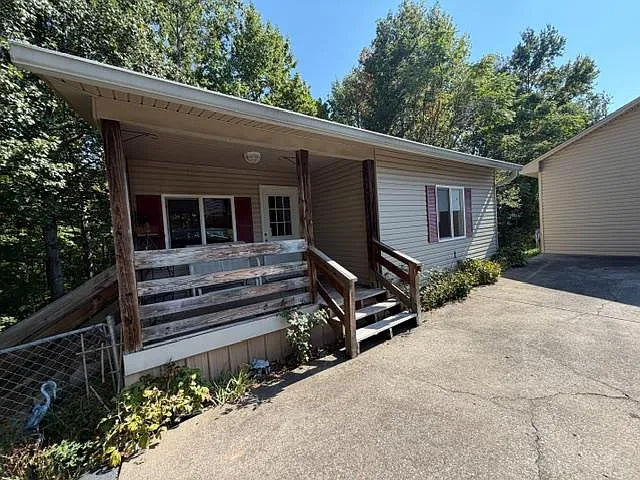 1594 Cheatham Dam Rd - 1594 Cheatham — Photo 4