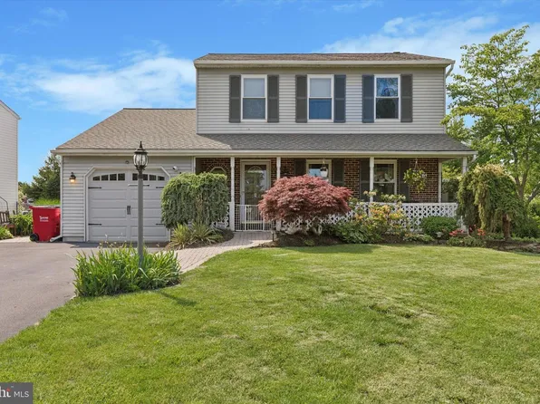 159 Hunt Dr, Horsham, PA 19044