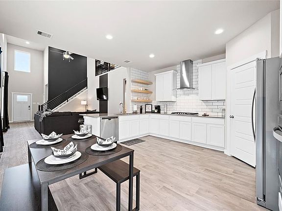 4th image of 3020 Maughan Heights Trl
