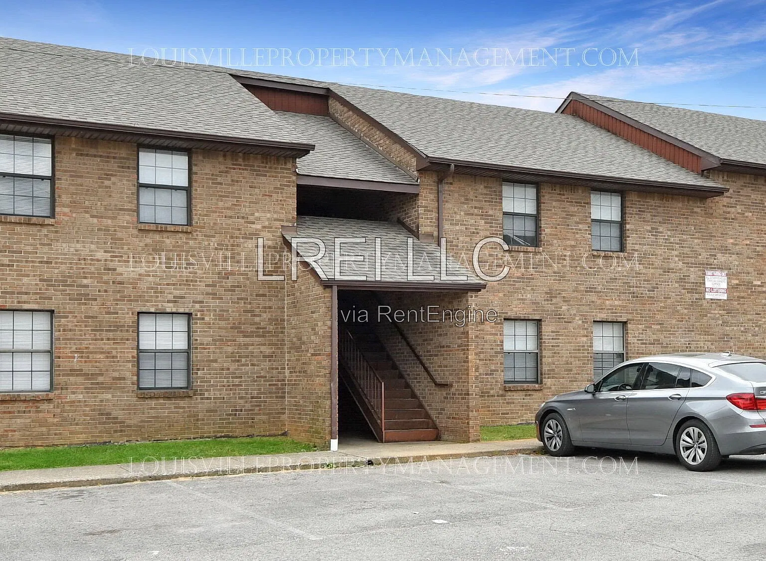 2 bed, 1.0 bath, 850 sqft, $850 — Photo 2
