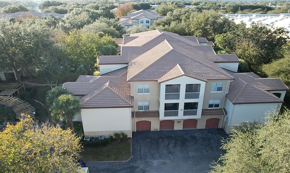 1st image of 827 Camargo Way Unit 211