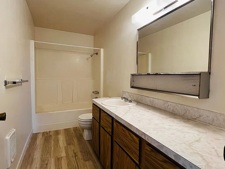 4803 Bonnie Ln — Photo 12