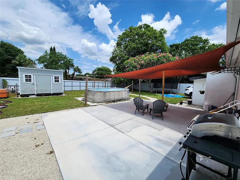 721 NW 33rd Ave — Photo 8