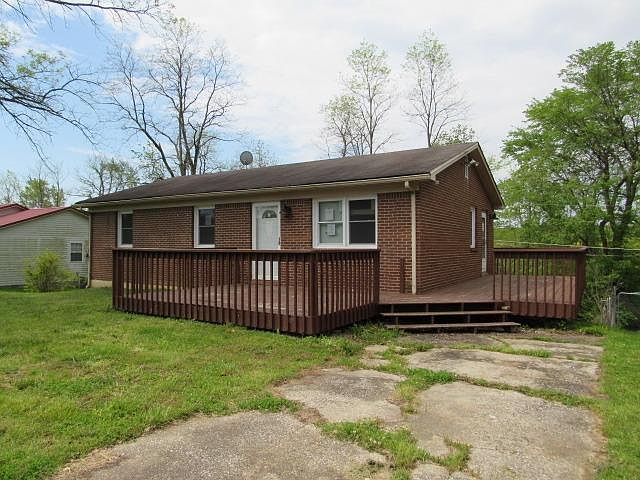 1st image of 122 Lee Dr