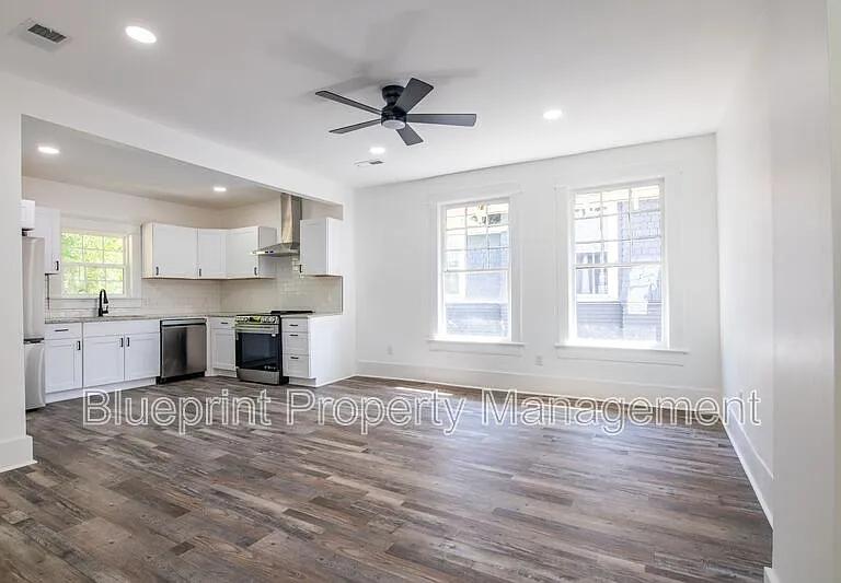 1003 28th Pl S #B — Photo 3
