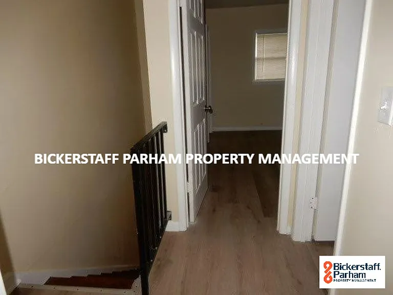 1263 Cedar Ave — Photo 7