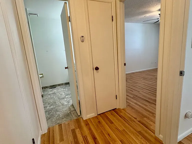 2640 Hearthwood Ln — Photo 19