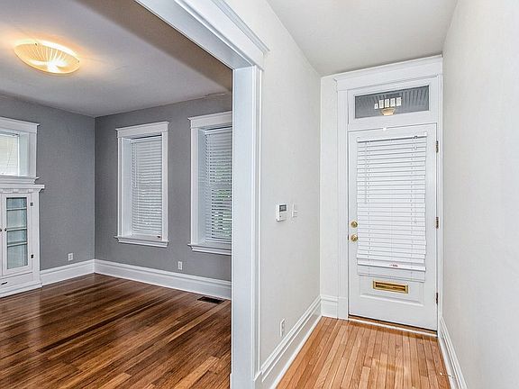 2nd image of 3832 Shaw Blvd #A