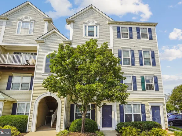 45462 Conductor Ter #139, Sterling, VA 20166