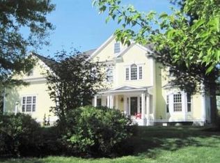 30 Vine Brook Rd, Medfield, MA 02052