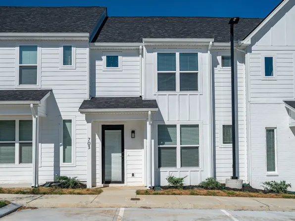 703 Laura Ward Pl, Lebanon, TN 37087