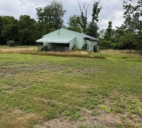 3rd image of 73 Susquehanna Rd