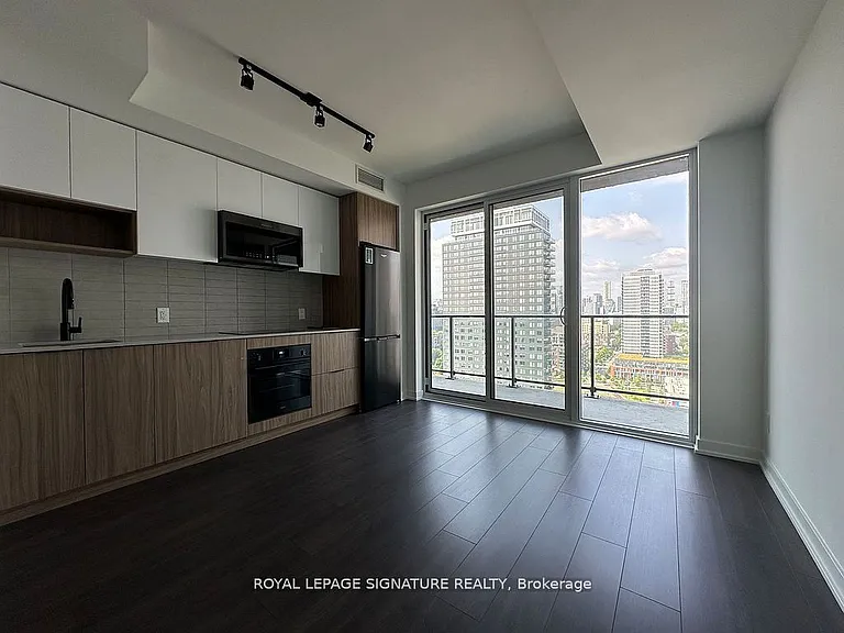 5 Defries St #1907 — Photo 2