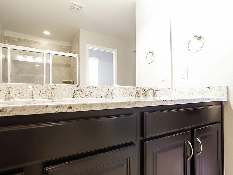 7649 Blue Water Dr — Photo 13