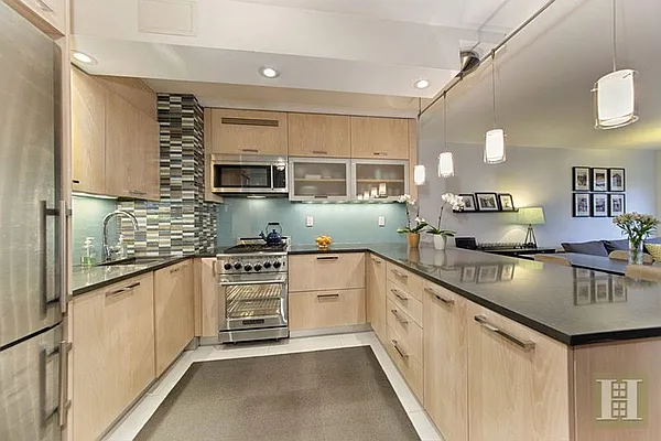 Sold by Halstead Real Estate | media 3