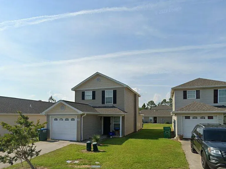 12056 George St — Photo 1