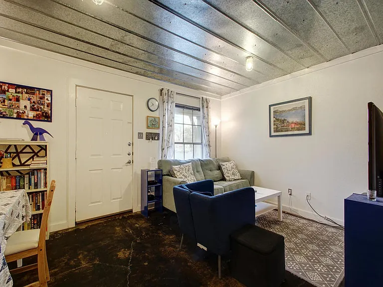 5100 Bruning Ave — Photo 8