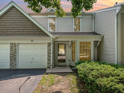 31 E Shag Bark Ln, Streamwood, IL, 60107