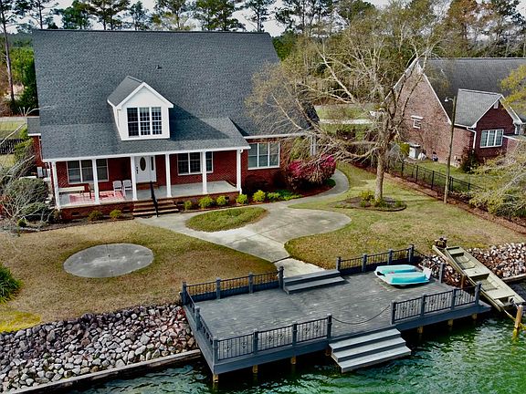 2nd image of 51 Marl Point Drive E
