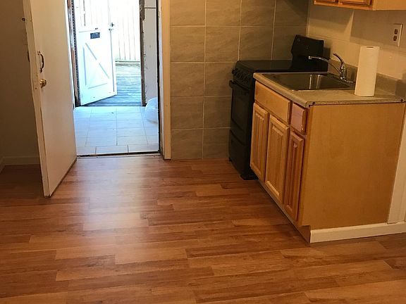3rd image of 1800 Latona St #1
