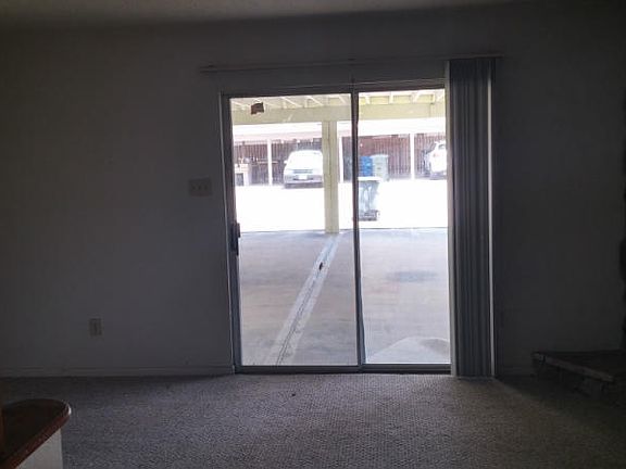 4th image of 4202 Walnut Hills Dr APT C