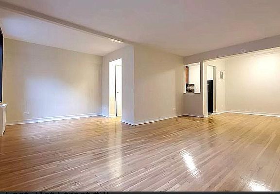 2nd image of 535 E 21st St #2E