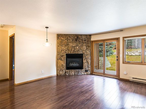 2nd image of 460 Ore House Plz #102E