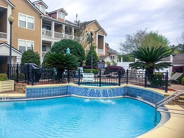 1st image of 2801 Chancellorsville Dr APT 231
