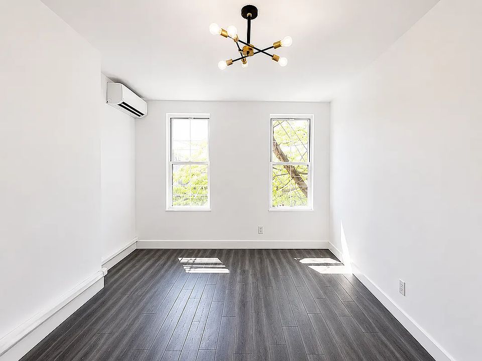 1st image of 418 Rogers Ave #6