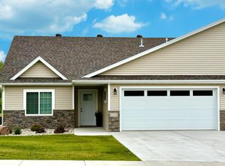 1418 Campus Dr, Fergus Falls, MN 56537
