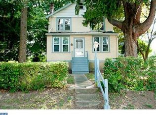 18 S Glenwood Ave, Aldan, PA 19018