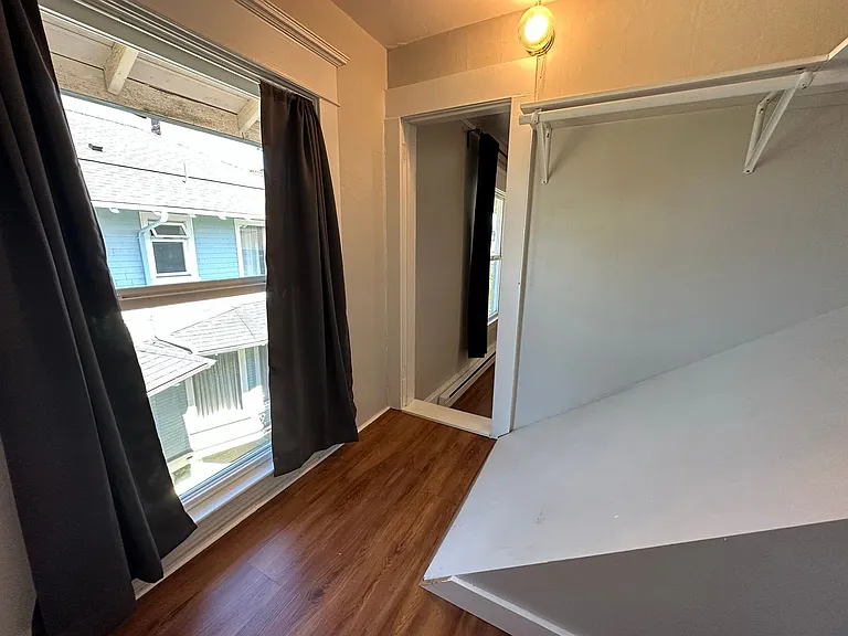 2421 Rucker- 4 Unit — Photo 8