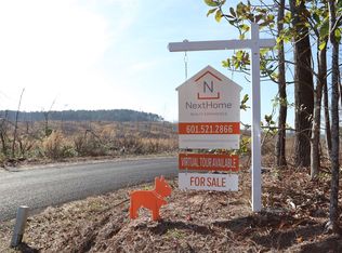 110 Old Camp Rd, Brandon, MS 39047