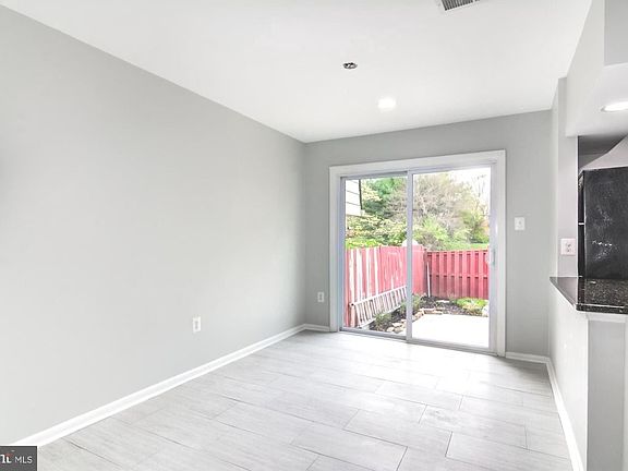 4th image of 4004 Forestdale Ave
