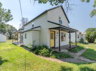 607 3rd St SW, Mandan, ND 58554