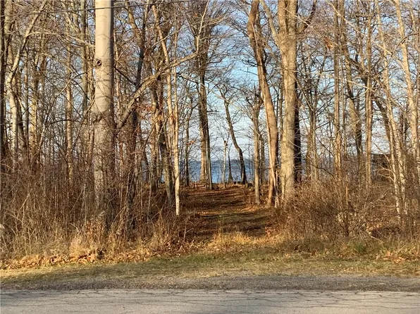 14276 Oak Orchard Rd #On, Waterport, NY 14571