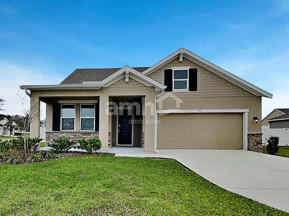 953 Summer Stone Loop